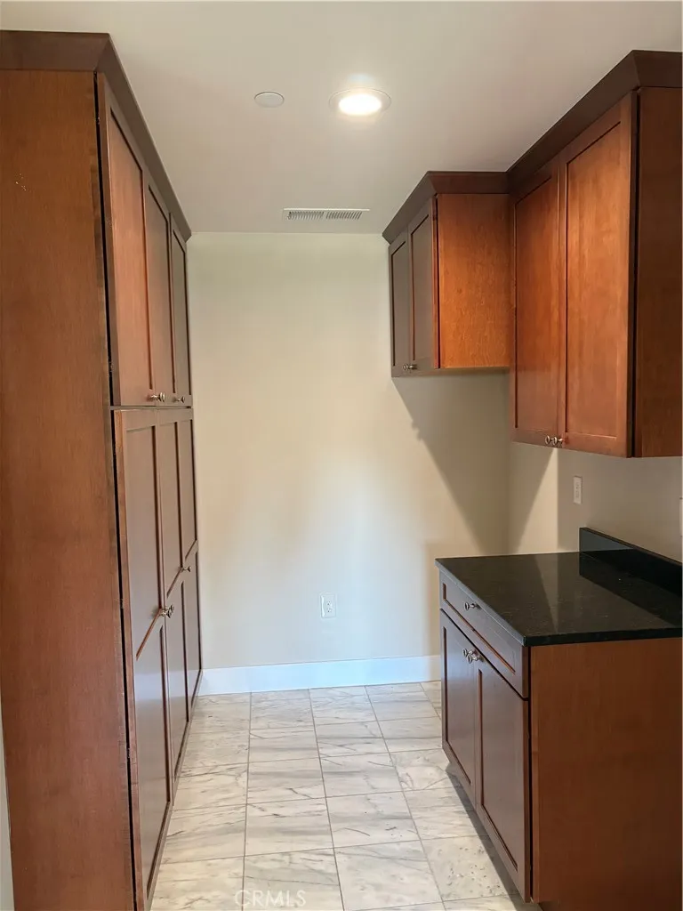 14006 Creston Magalia, CA 95954