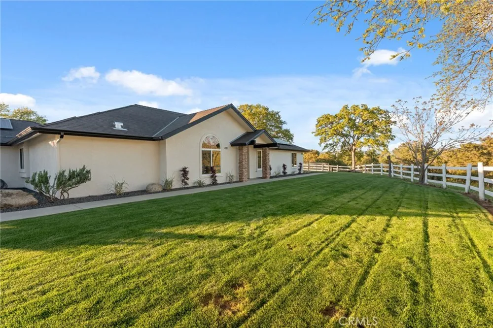 26882 Road 400 Madera, CA 93636