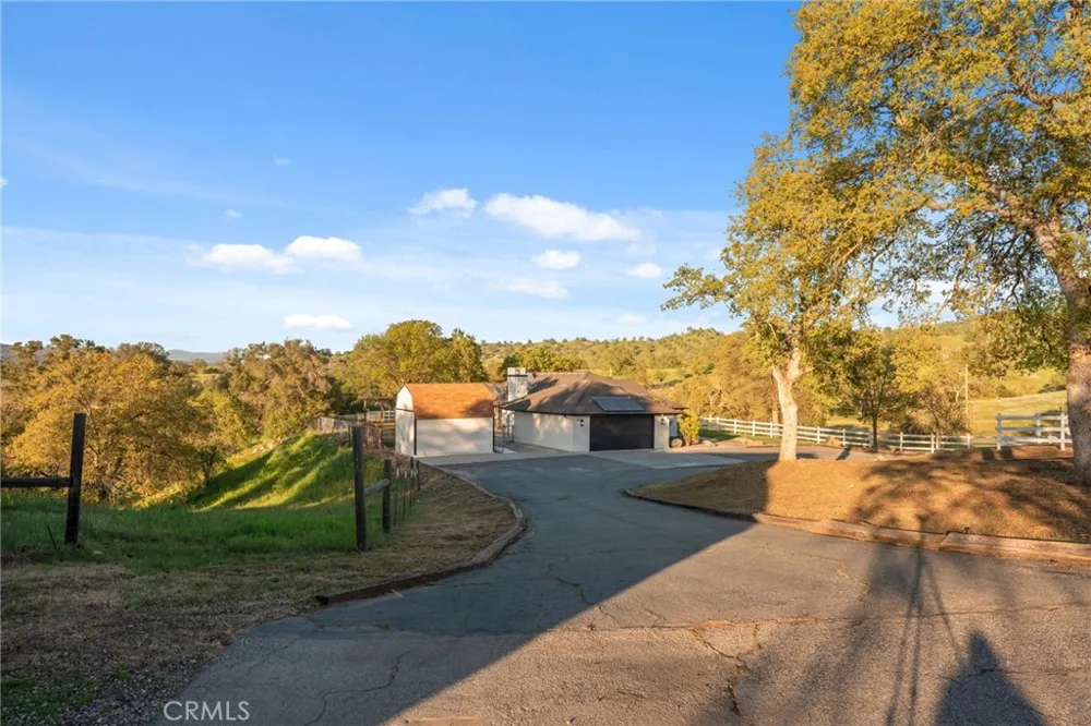 26882 Road 400 Madera, CA 93636