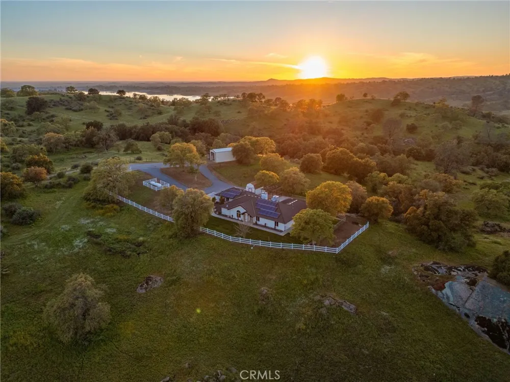 26882 Road 400 Madera, CA 93636