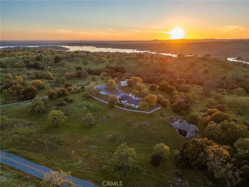 26882 Road 400 Madera, CA 93636