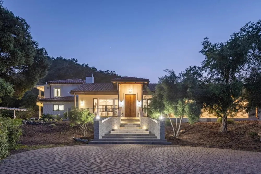 372 Corral De Tierra Road Salinas, CA 93908