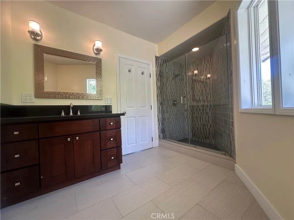 60 Crest Road E Rolling Hills, CA 90274