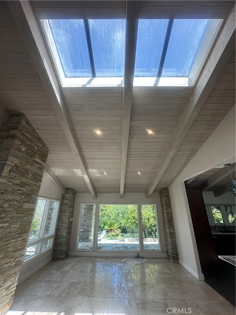 60 Crest Road E Rolling Hills, CA 90274