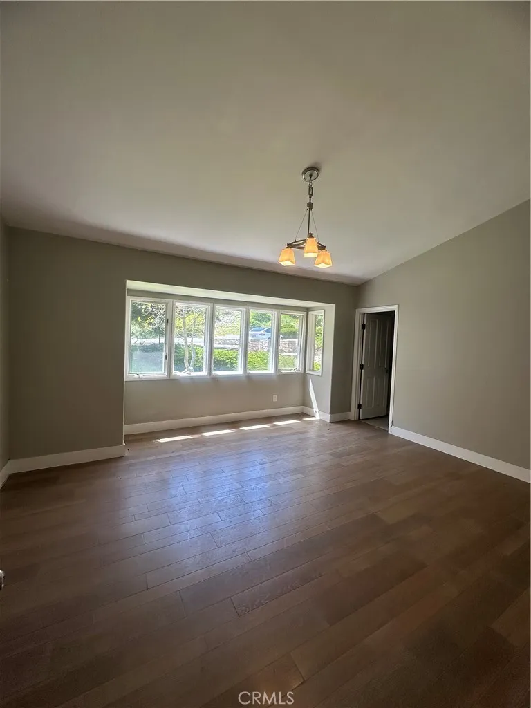 60 Crest Road E Rolling Hills, CA 90274