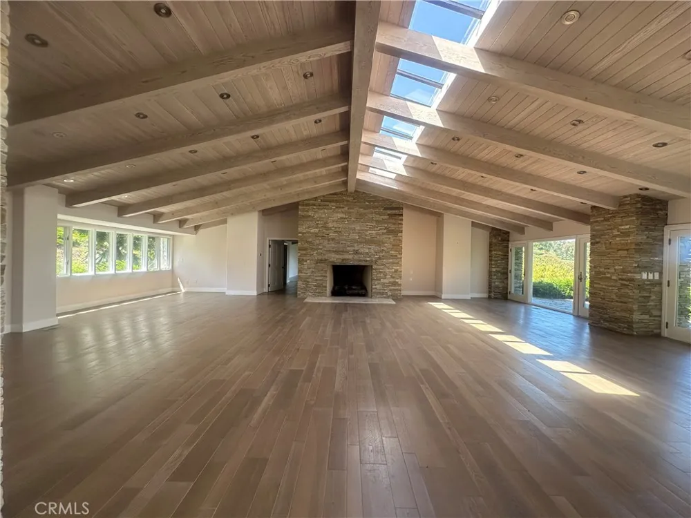 60 Crest Road E Rolling Hills, CA 90274