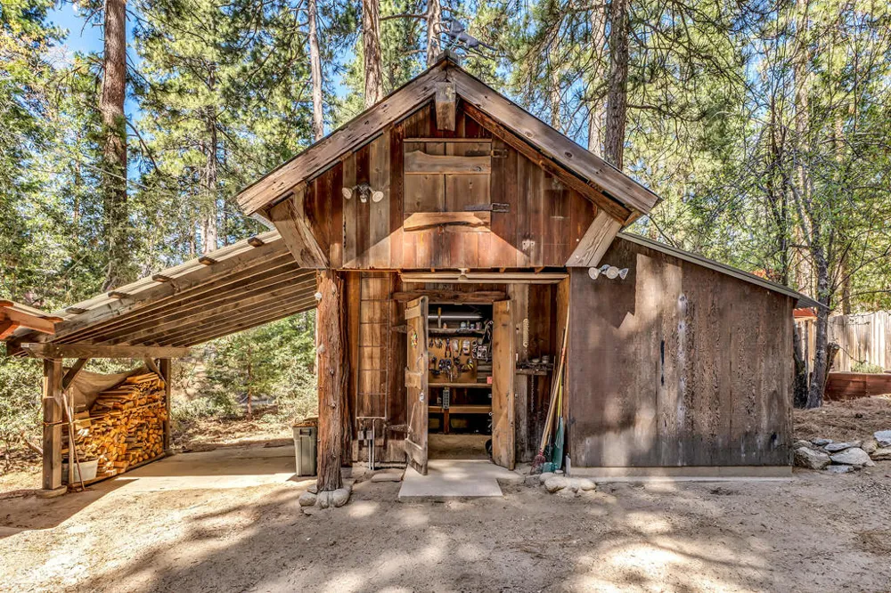 24941 Pine Cove Road Idyllwild, CA 92549