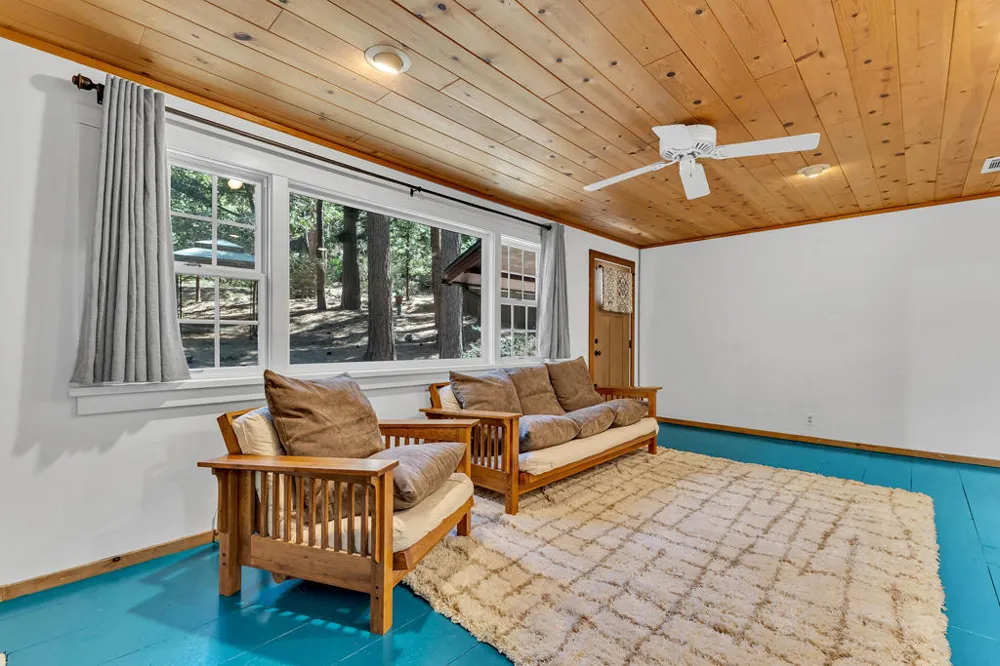 24941 Pine Cove Road Idyllwild, CA 92549