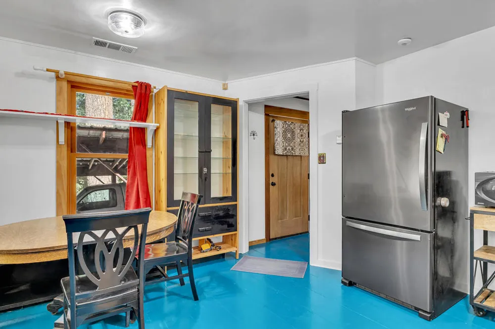 24941 Pine Cove Road Idyllwild, CA 92549