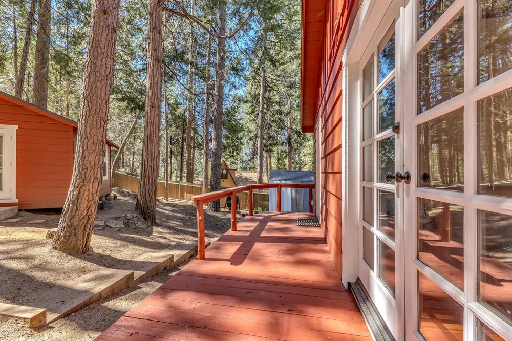24941 Pine Cove Road Idyllwild, CA 92549