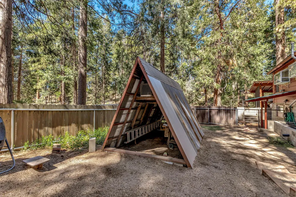 24941 Pine Cove Road Idyllwild, CA 92549