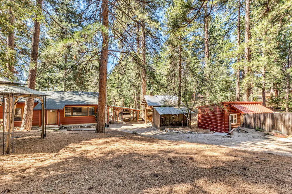 24941 Pine Cove Road Idyllwild, CA 92549