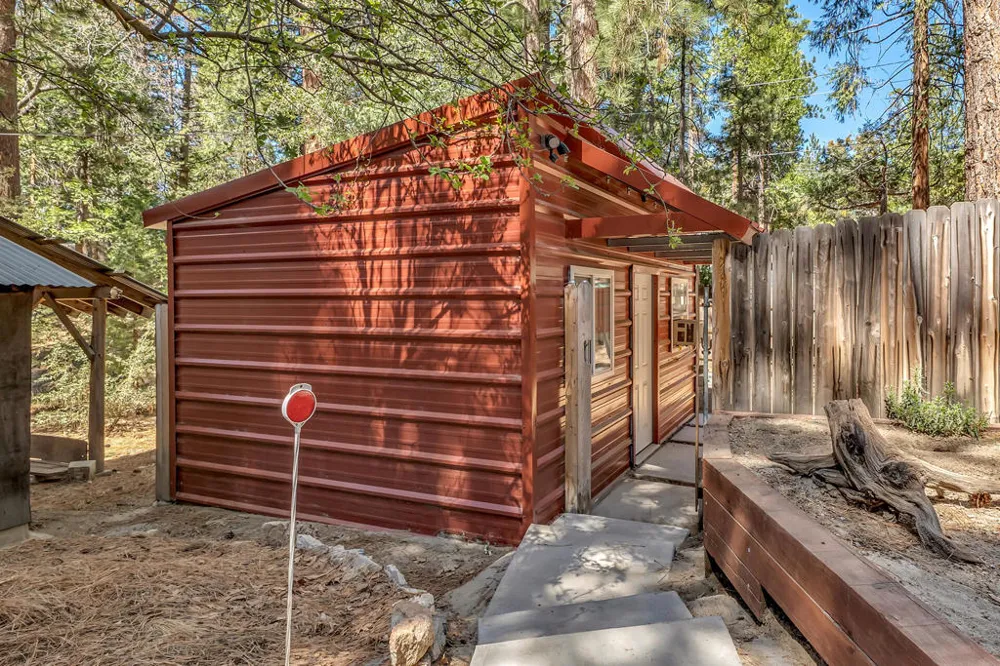 24941 Pine Cove Road Idyllwild, CA 92549