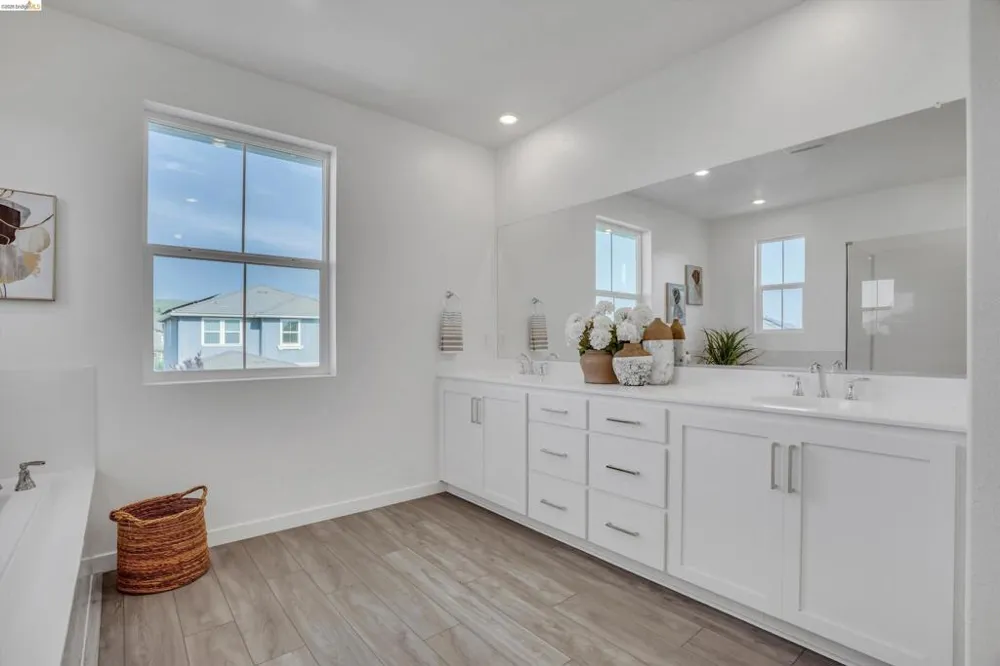 2404 Indigo Dr Fairfield, CA 94533
