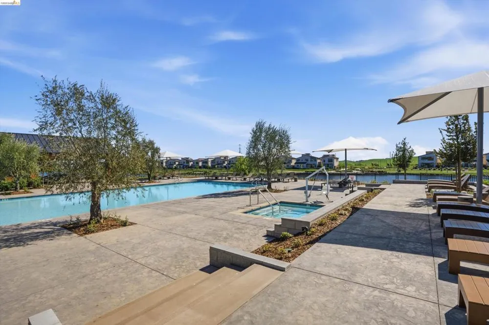 2404 Indigo Dr Fairfield, CA 94533