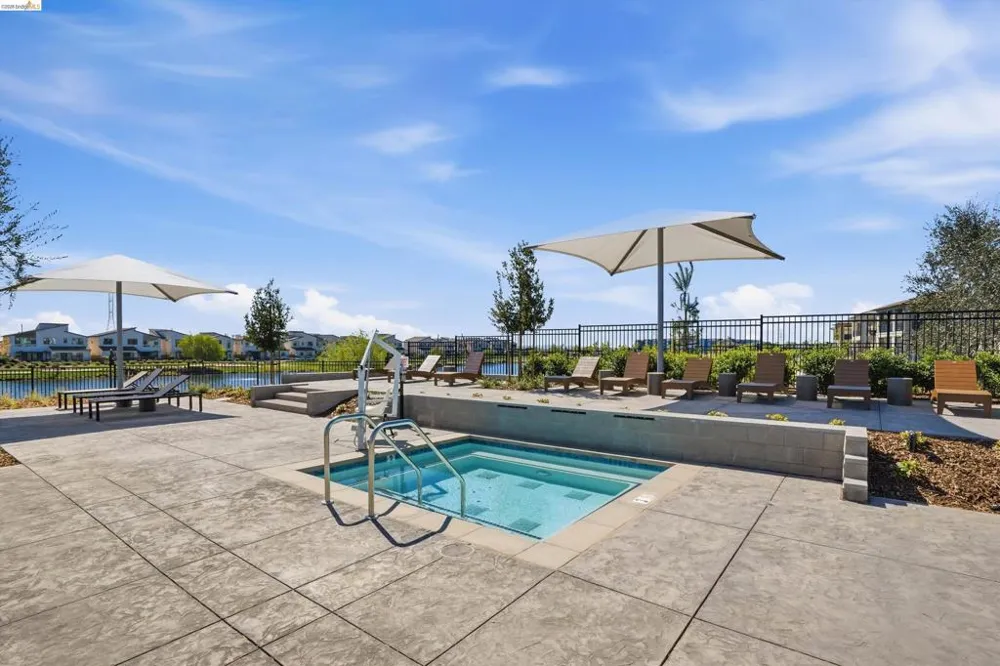 2404 Indigo Dr Fairfield, CA 94533