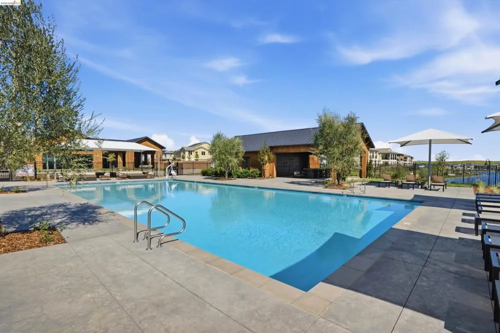 2404 Indigo Dr Fairfield, CA 94533