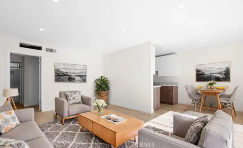 7961 Willis Avenue #18
