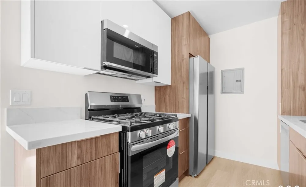 7961 Willis Avenue #18 Panorama City, CA 91402
