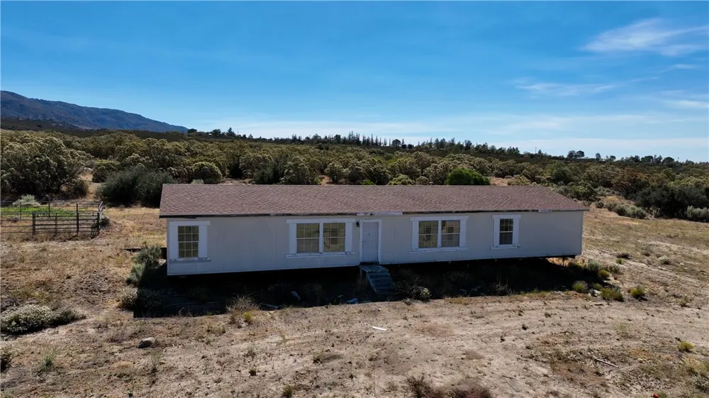36650 Bautista Road Anza, CA 92539