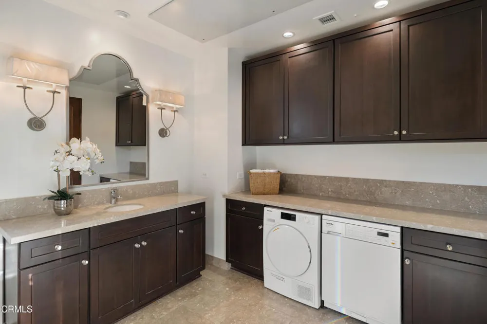 345 E Colorado Boulevard #302 Pasadena, CA 91101