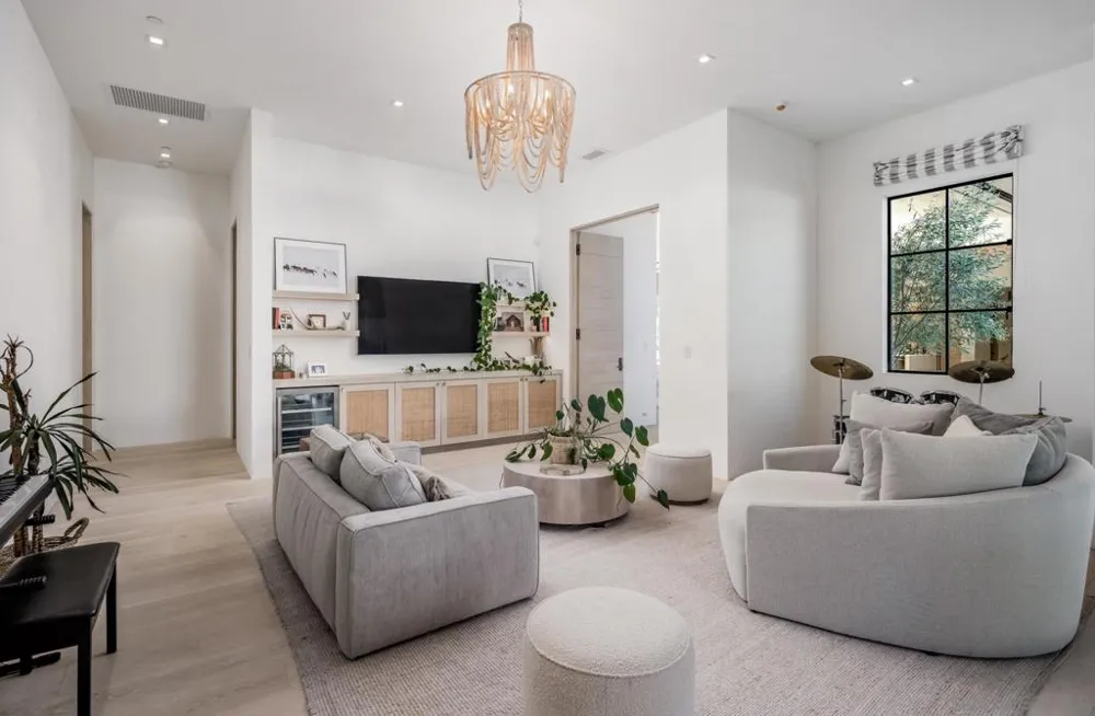 14783 Roxbury Terr. Rancho Santa Fe, CA 92067