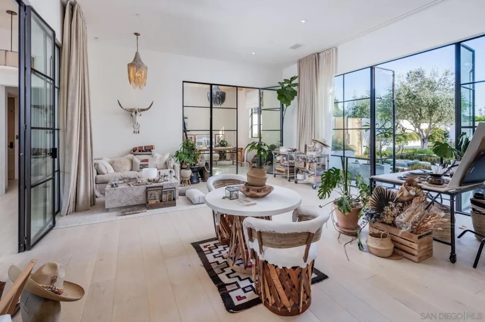 14783 Roxbury Terr. Rancho Santa Fe, CA 92067