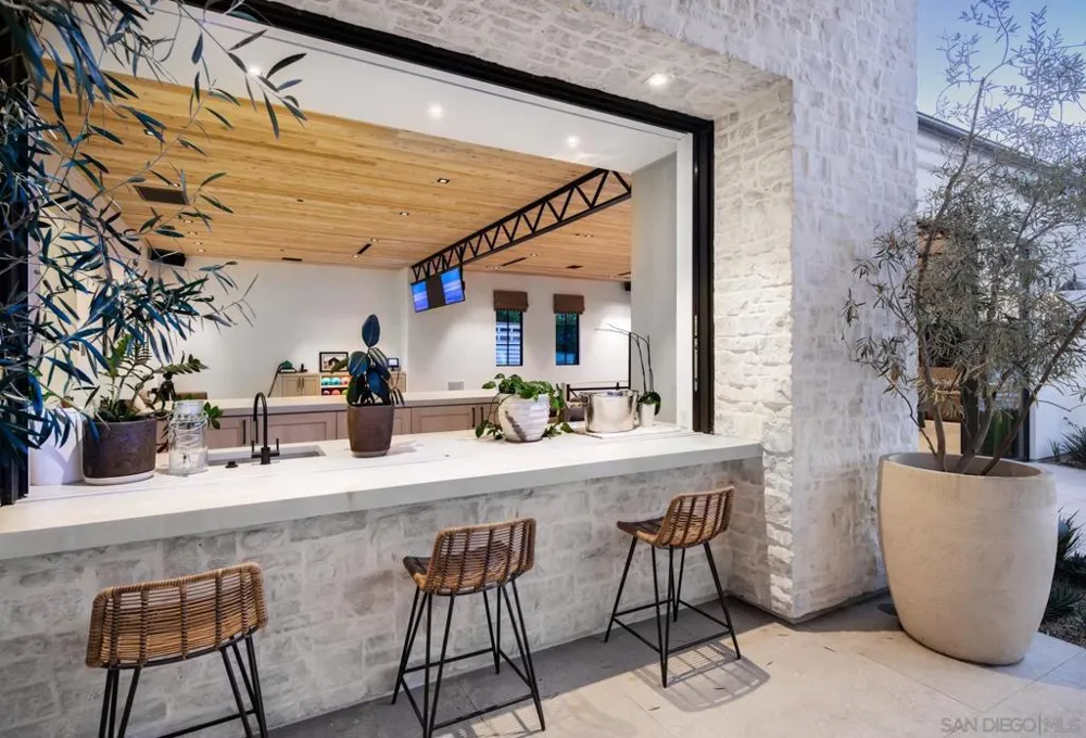 14783 Roxbury Terr. Rancho Santa Fe, CA 92067
