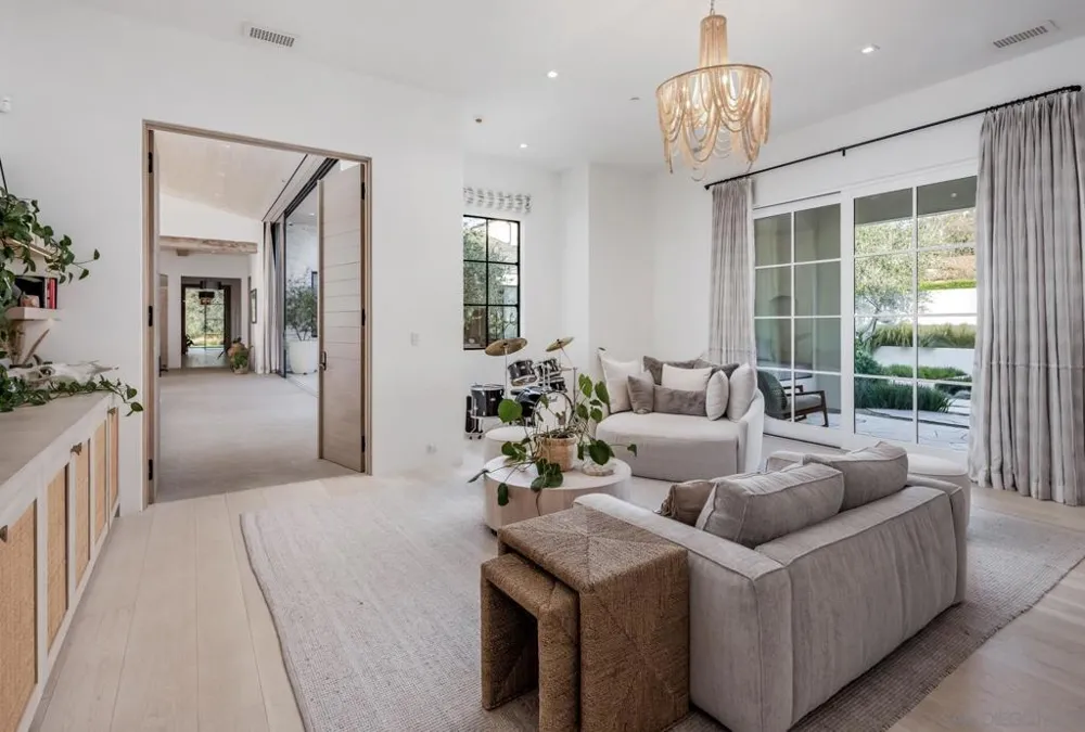 14783 Roxbury Terr. Rancho Santa Fe, CA 92067