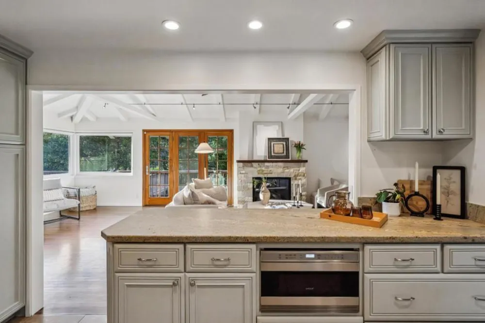 760 Country Club Drive Carmel Valley, CA 93924
