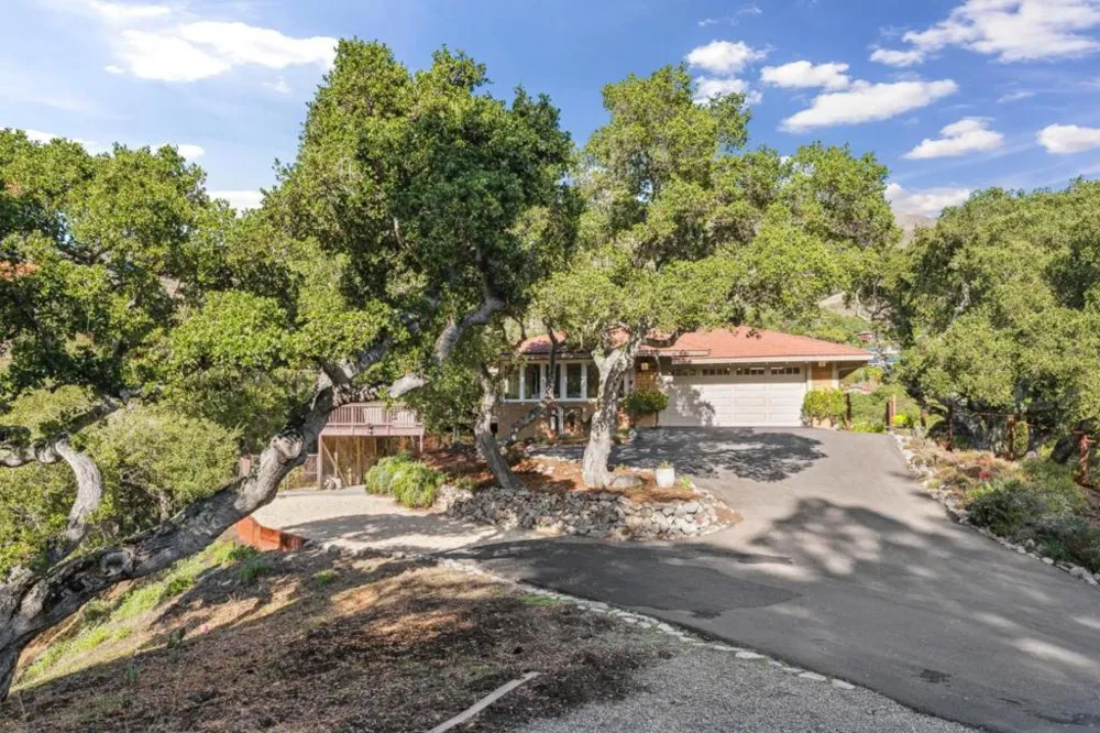 760 Country Club Drive Carmel Valley, CA 93924