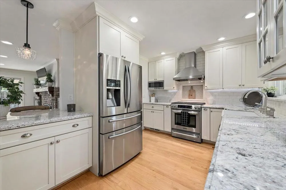 1722 Sweetbriar Drive San Jose, CA 95125