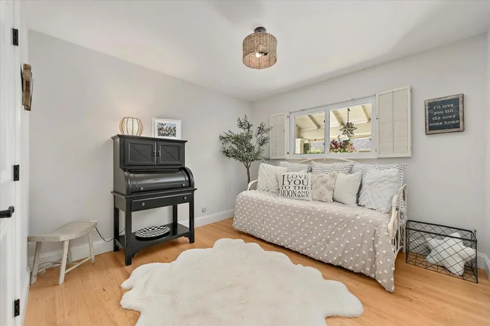1722 Sweetbriar Drive San Jose, CA 95125