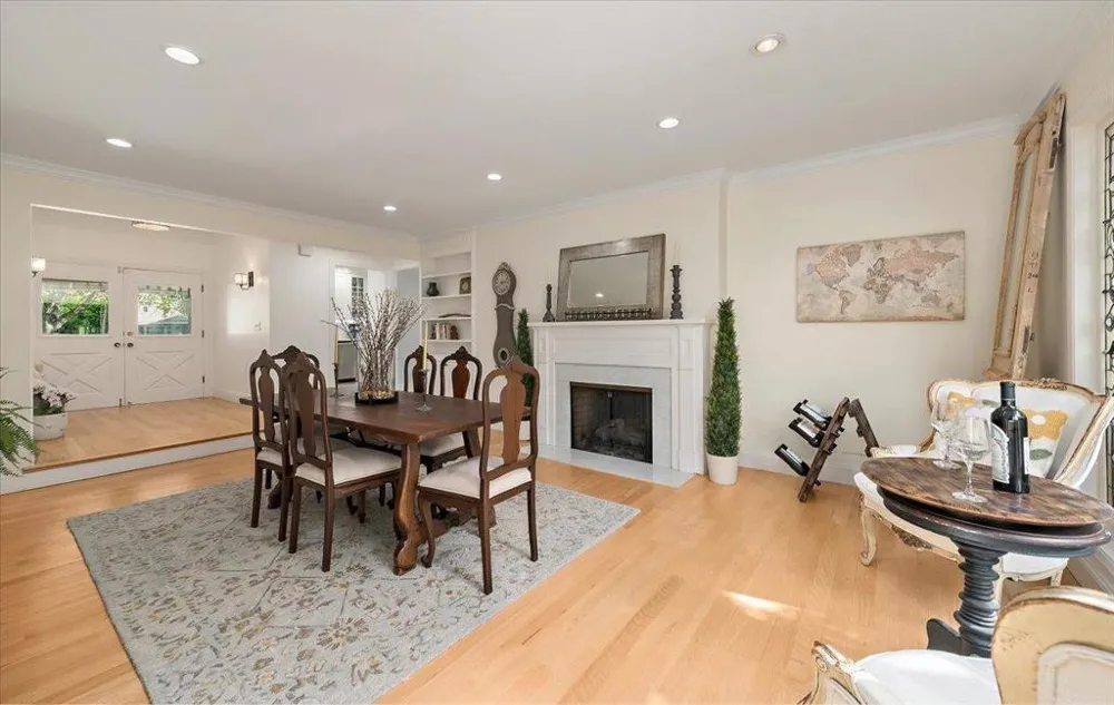 1722 Sweetbriar Drive San Jose, CA 95125