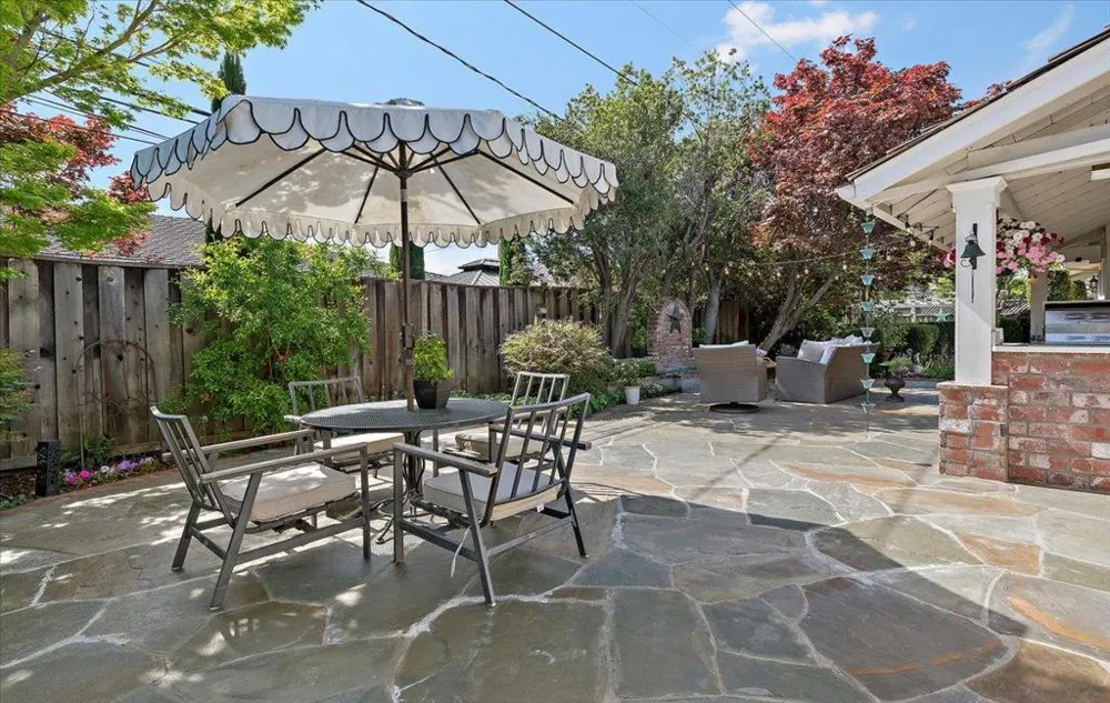 1722 Sweetbriar Drive San Jose, CA 95125