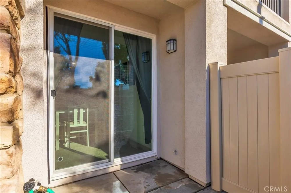 41976 Isadora #902 Murrieta, CA 92562