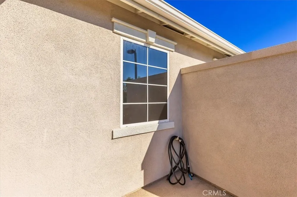 41976 Isadora #902 Murrieta, CA 92562