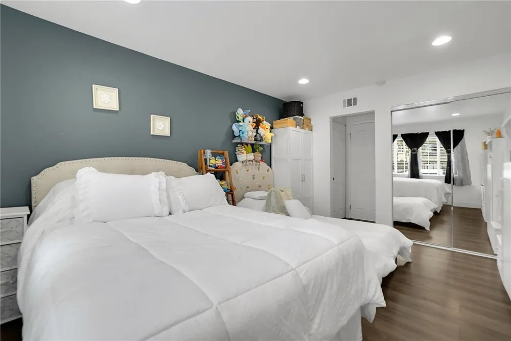1795 W Glenoaks Avenue Anaheim, CA 92801