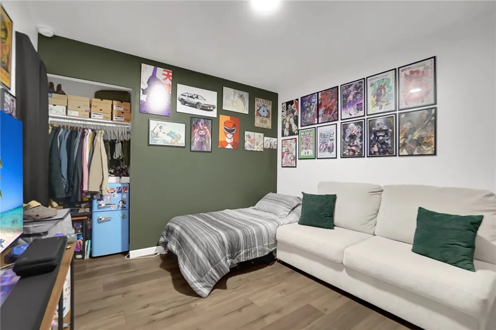 1795 W Glenoaks Avenue Anaheim, CA 92801