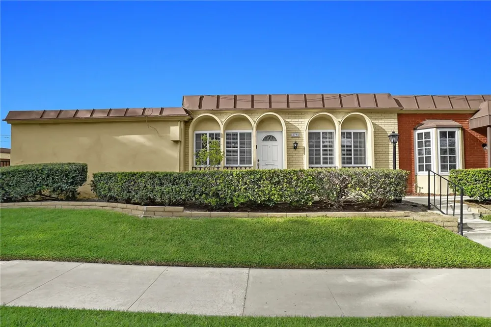 1795 W Glenoaks Avenue Anaheim, CA 92801