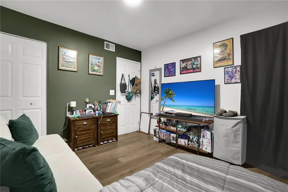 1795 W Glenoaks Avenue Anaheim, CA 92801