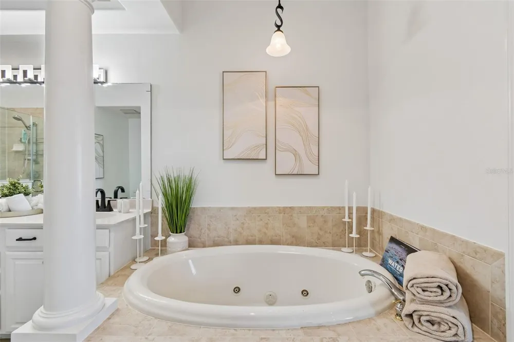 4326 SPINNAKER COVE LANE Tampa, FL 33615