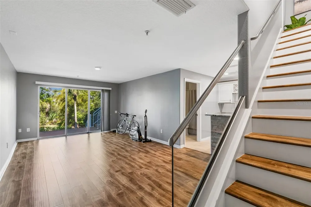 4326 SPINNAKER COVE LANE Tampa, FL 33615