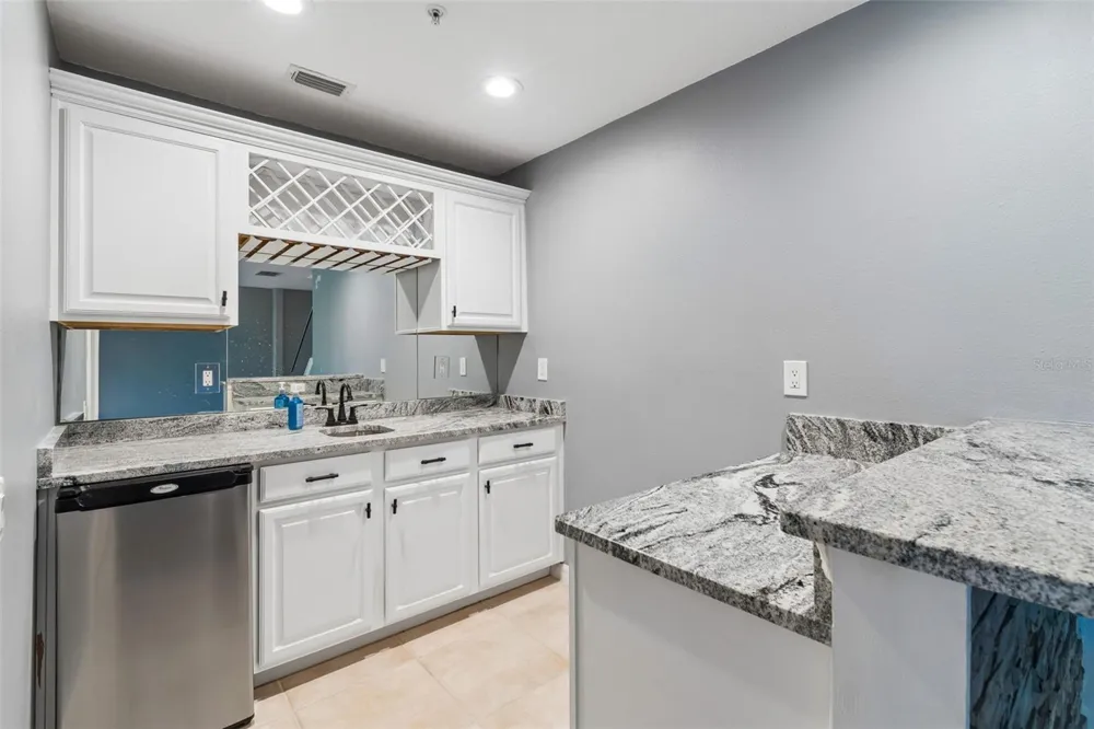 4326 SPINNAKER COVE LANE Tampa, FL 33615