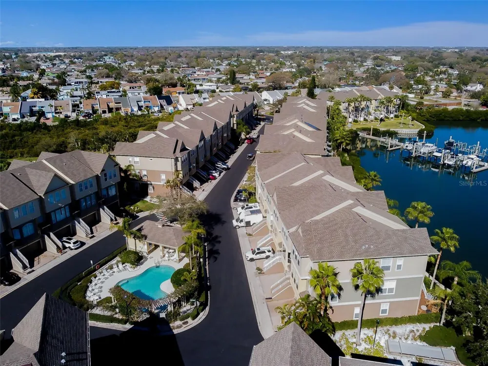 4326 SPINNAKER COVE LANE Tampa, FL 33615
