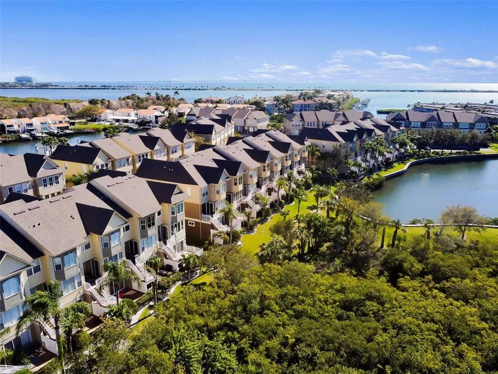 4326 SPINNAKER COVE LANE Tampa, FL 33615