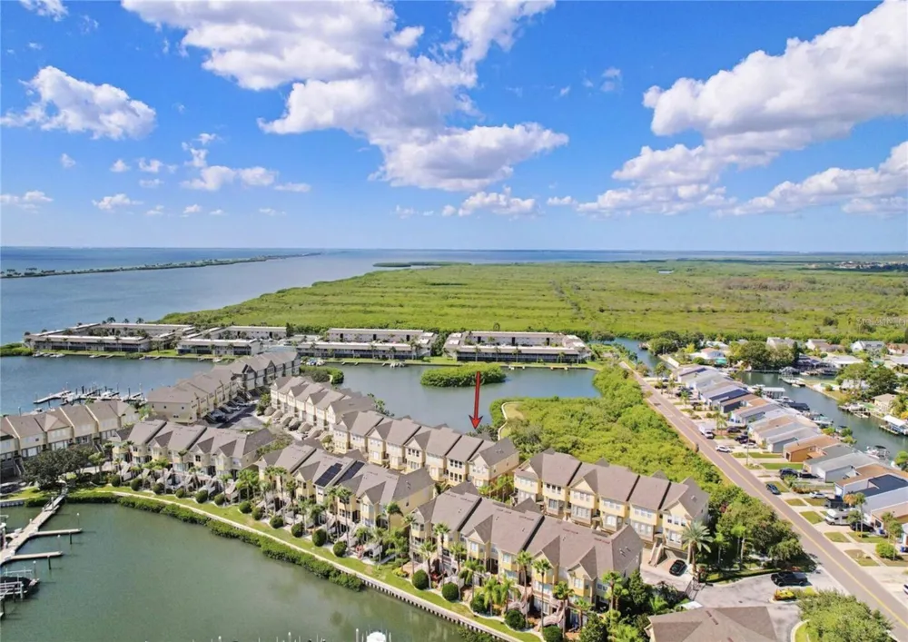 4326 SPINNAKER COVE LANE Tampa, FL 33615