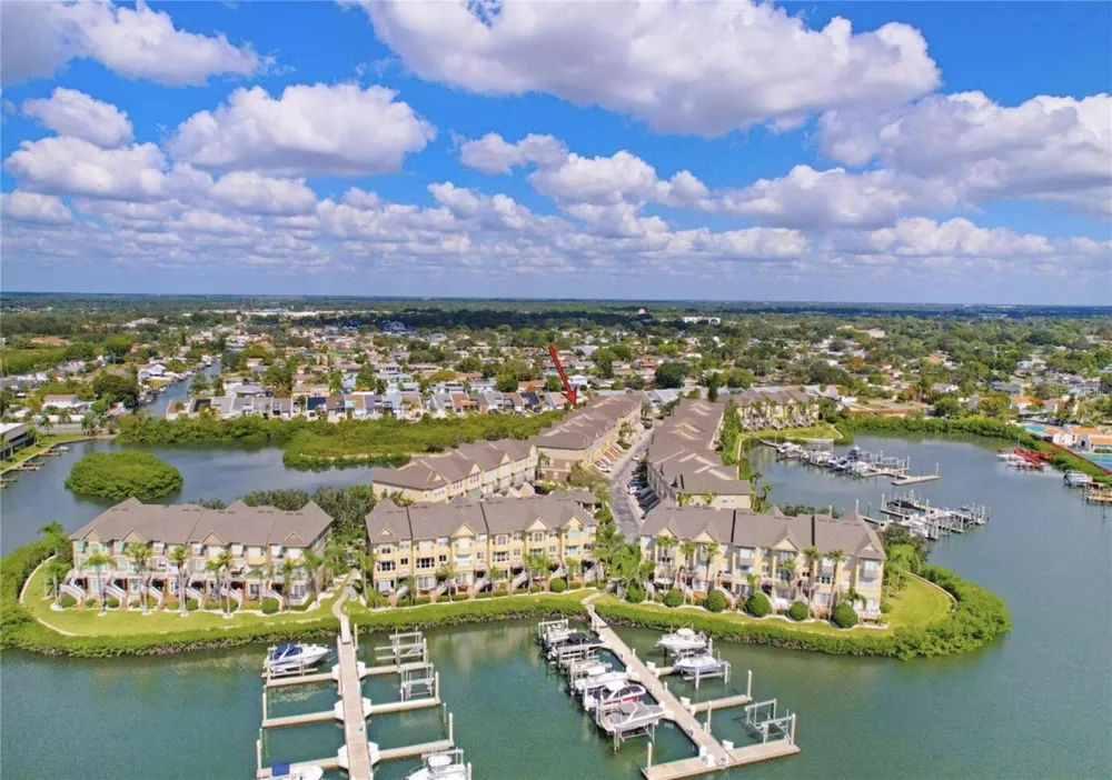 4326 SPINNAKER COVE LANE Tampa, FL 33615