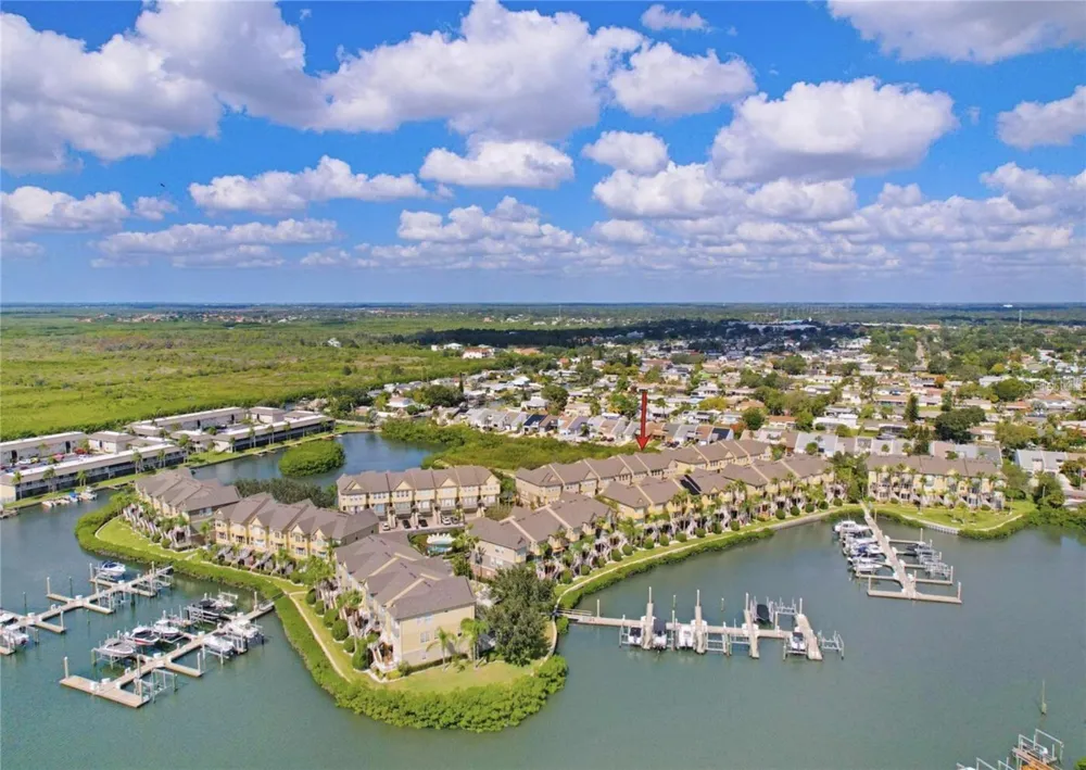 4326 SPINNAKER COVE LANE Tampa, FL 33615