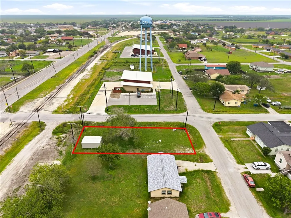 102 Marilyn Drive Gregory, TX 78359